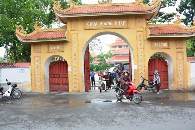 Continuing to support people in need in the Covid-19 pandemic of Hoang Phap Pagoda (series 4)